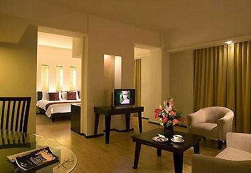 Mercure Surabaya Habitación foto